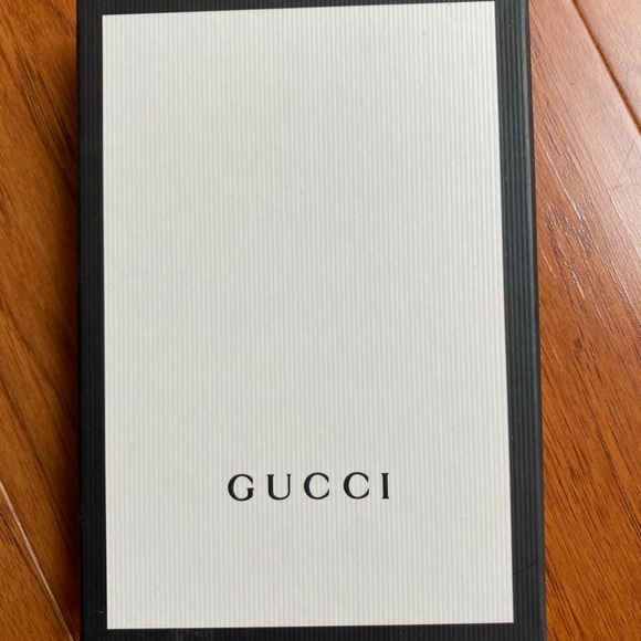 GUCCI iPhone Case - Picture 4 of 5